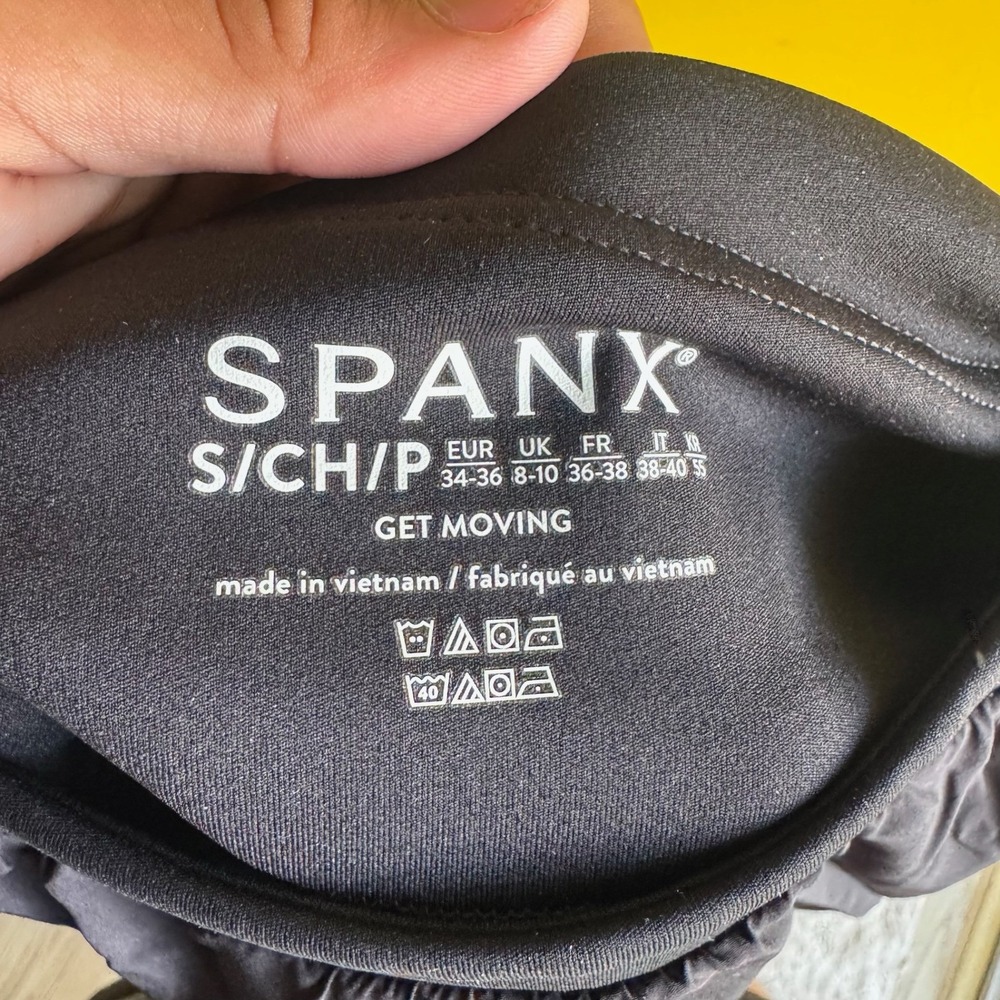 SPANX Get‎ Moving Pleated Skirt Very Black S/P Athletic Skort Skirts - Picture 3 of 4